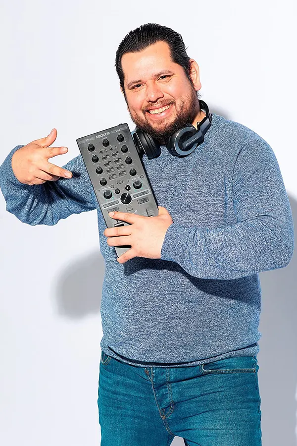 DJ PIER